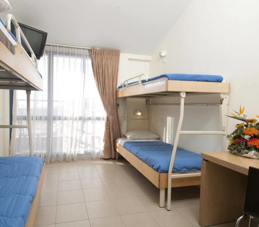 Hi - Shlomi Hostel Shelomi ภายนอก รูปภาพ